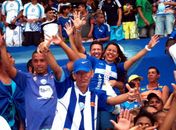 Festa azulina no Rei Pelé.
Parabéns torcedor, parabéns torcedora!