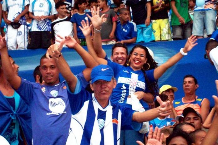 Festa azulina no Rei Pelé.
Parabéns torcedor, parabéns torcedora!