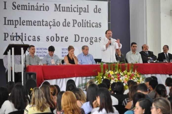 Seminário de combate às drogas prossegue nesta terça
