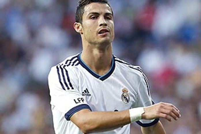 Real deve propor contrato vitalício de R$ 38 mi a Cristiano Ronaldo