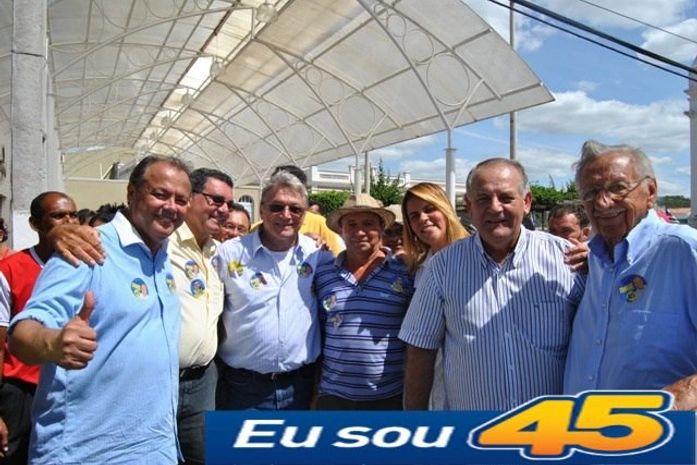 Marcos com Teotonio e Givaldo Carimbao