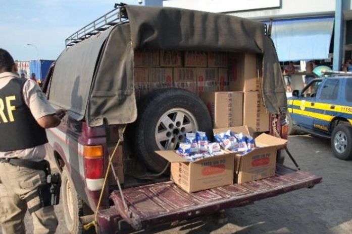 PRF detém pai e filho com mercadoria sem nota fiscal