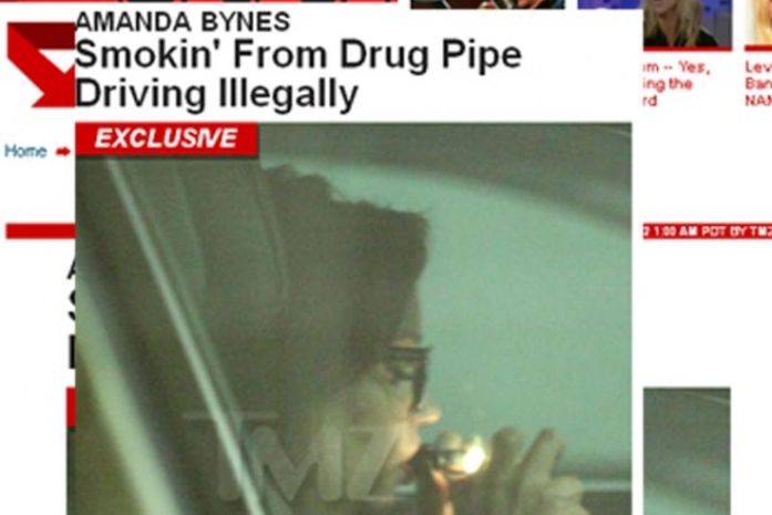 Amanda Bynes é flagrada fumando maconha e dirigindo sem licença por Los Angeles
