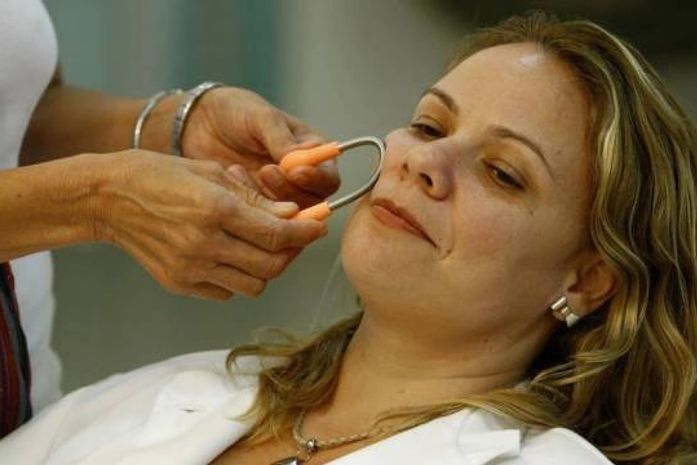 Depilação com mola