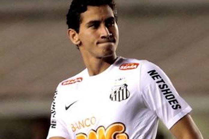 Santos cogita usar ida de Ganso ao São Paulo para renegociar dívida com a DIS