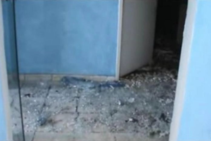 Rádio ficou completamente destruída