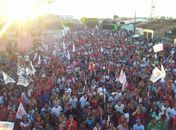 Caminhada de irmão de deputado Albuquerque reúne 7 mil em Limoeiro