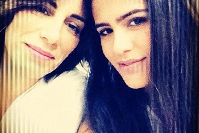 Antônia Morais posta foto com a mãe nos bastidores de 'Guerra dos Sexos'