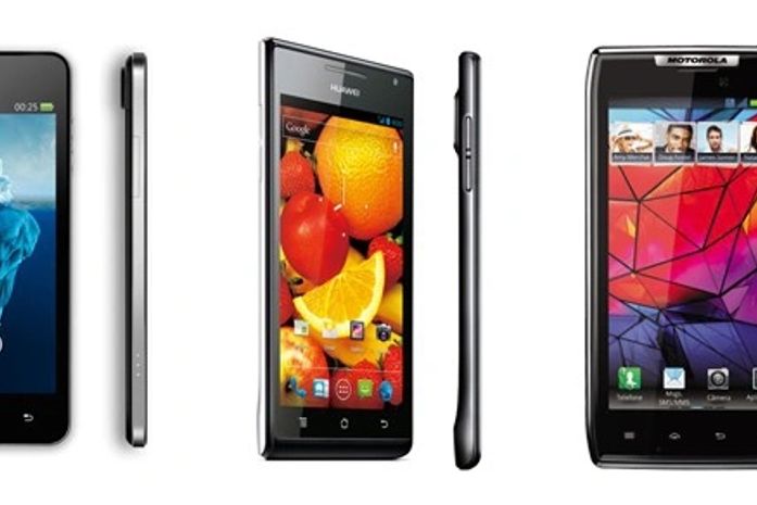 Lado a lado: OPPO Finder, Huawei Ascend P1s e Motorola RAZR