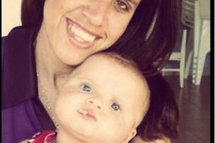 Luciana, irmã de Gusttavo Lima, com a filha Laura