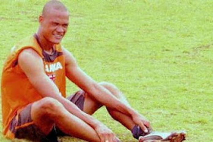 CRB começa semana com muito trabalho, dispensa e busca de reforços