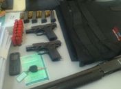 Vigilantes são acusados de disparos e resistência à prisão