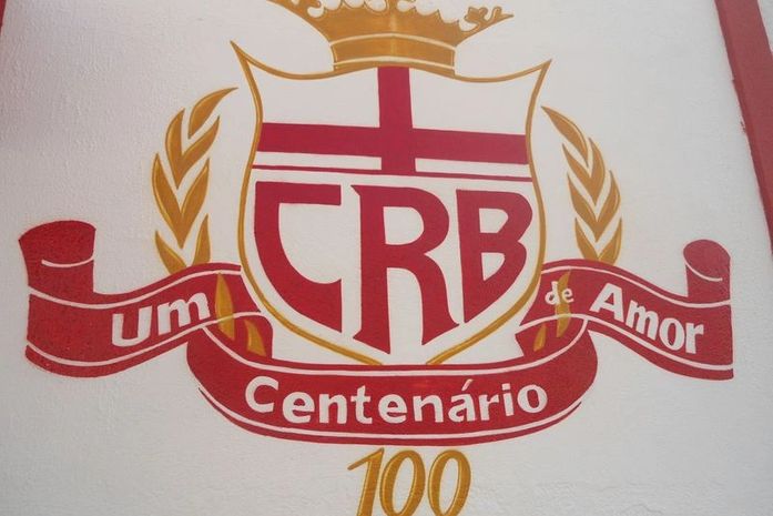 Imagens do mundo alvirrubro "no minuto" do centenário