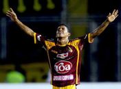 Algoz do Corinthians, colombiano é despedido do Tolima por usar cocaína