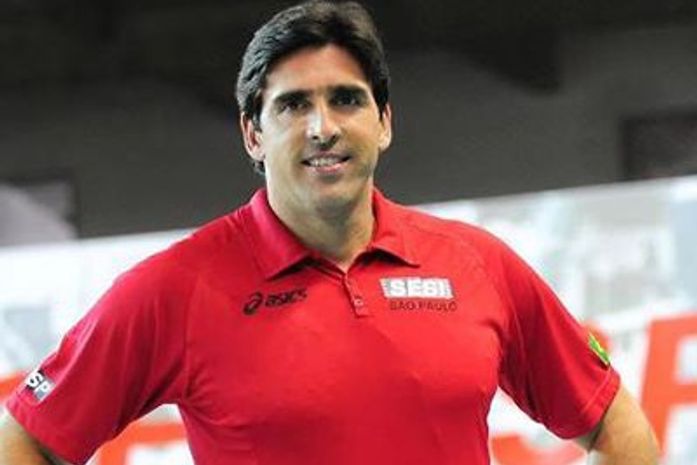 Giovane diz que já se fez de bobo para fugir de assédio