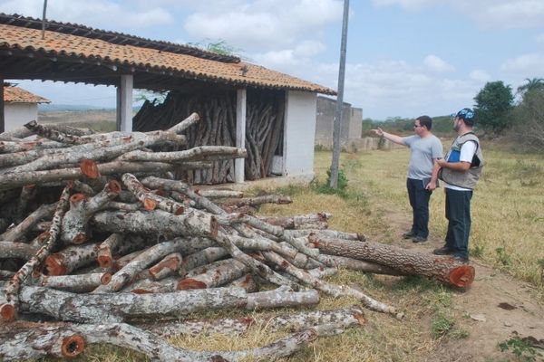 Aqui Acontece - Empreendimento é interditado em Santana do Ipanema