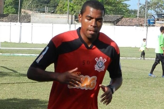Corinthians-AL empresta atacante Patrick para o América-RN