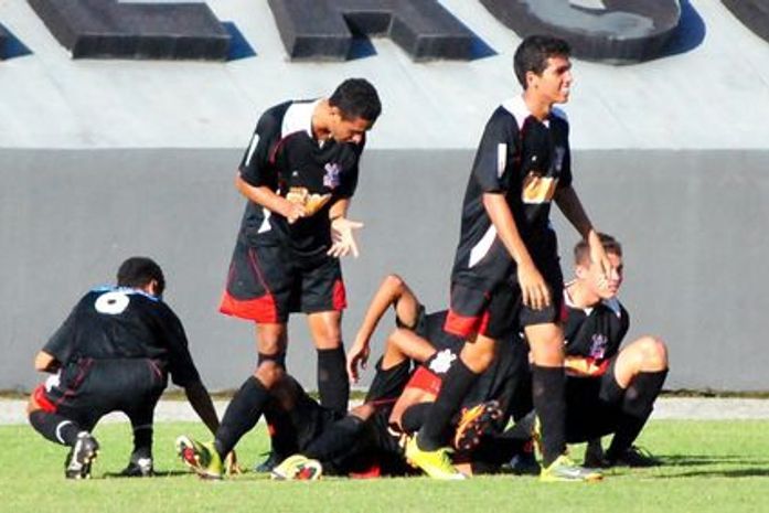 Corinthians-AL se prepara para a Copa São Paulo 2013