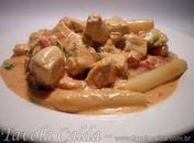 Confira o frango com creme de leite, alho poró e pupunha