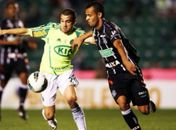 Assunção brilha, e Palmeiras bate Figueirense na estreia de Kleina
