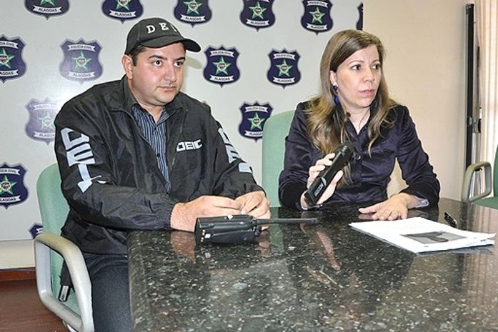 Chefe de Operações Paulo Rufino e a delegada Ana Luiza Nogueira