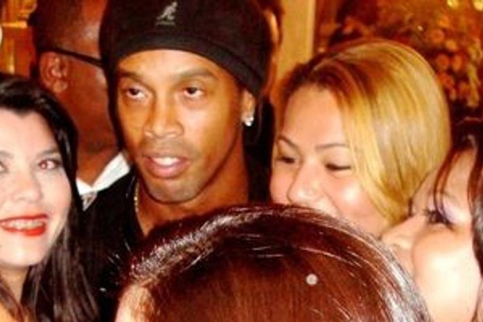 Hotel de Ronaldinho tem mais de 100 mulheres: 'queremos ser a Suelen'