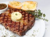 Confira a receita de Filé mignon com manteiga de ervas