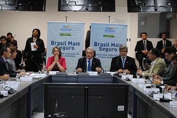 Com a presença de ministros, Governo avalia Brasil Mais Seguro