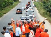 Collor atrai quase mil veículos na carreata histórica de Maragogi