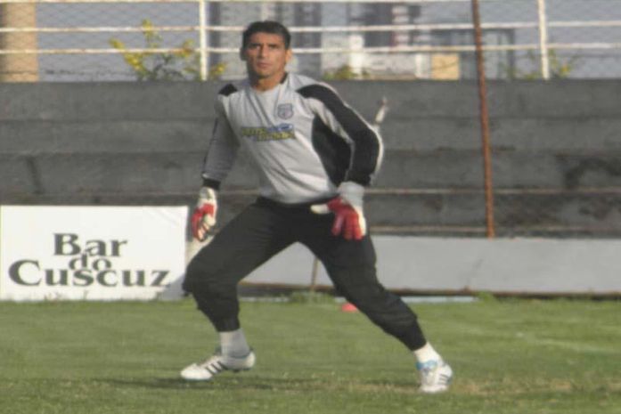 Treze suspende Danilo e acerta retorno de goleiro Beto(Ex-CSA)