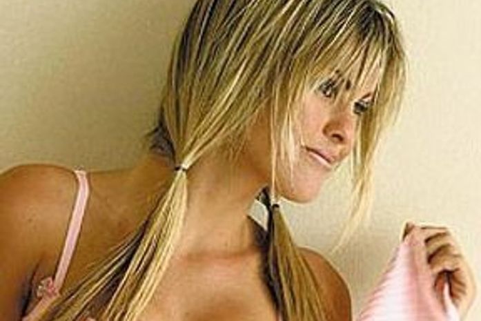 Lívia Lemos enche a bola e elogia desempenho sexual de Fenômeno