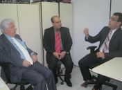 Presidente do TRE em reunião com juiz de Limoeiro