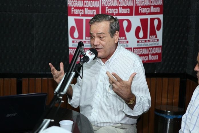 Lessa fala sobre seu plano de governo em entrevista na rádio Jovem Pan