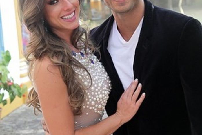 'Agora estou solteira', diz Bahls após ver fotos de ex-namorado com outras