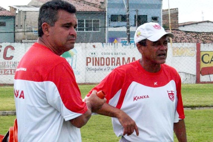 Primeiro treino de Roberval Davino