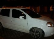 Veículo foi atingido por tiros em Boca da Mata