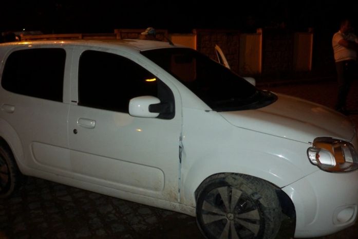 Veículo foi atingido por tiros em Boca da Mata