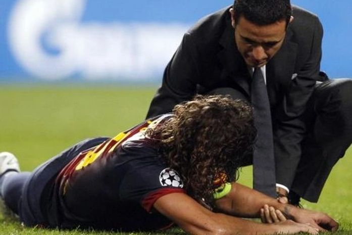 Jogadores do Barcelona se mobilizam no Twitter pela lesão de Puyol