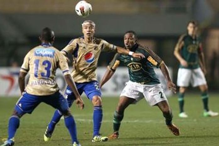 Palmeiras bate Millonarios e se aproxima das quartas