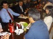Marcelo Brabo com os advogados corretores.