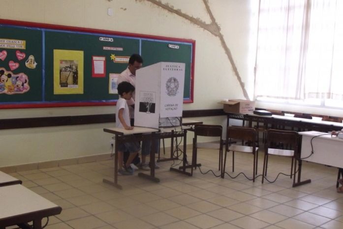 Fleming acredita em surpresa e segundo turno com Rui Palmeira