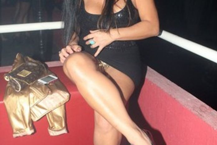 Solange Gomes sobre calcinha dourada: ‘Estragaram minha surpresa’