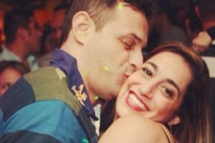 Dani Hypolito empresaria dupla sertaneja e engata romance com cantor