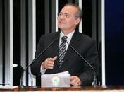 Renan avalia eleições no Senado destacando crescimento do PMDB e o avanço das mulheres