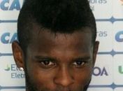 Erick Flores está ‘amarradão’ com a chance de ser titular no Avaí