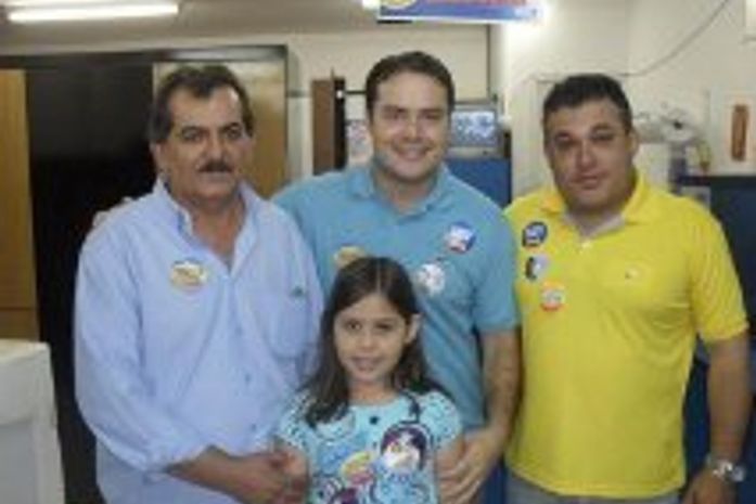 Vice Targino, Renan e o prefeito tucano James
