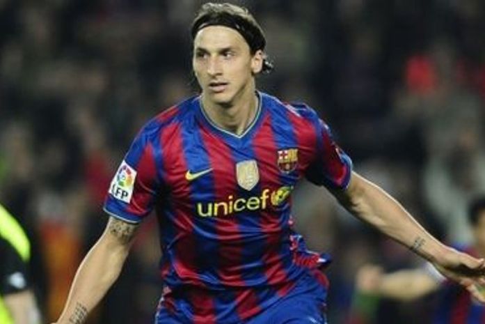 Ibrahimovic chama Balotelli e Barcelona, seu ex-time, de medíocres