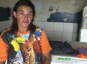 Mulher é presa acusada de furtar lojas em Delmiro Gouveia