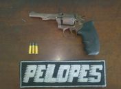 Pelopes realiza blitz e apreende arma de fogo em Arapiraca