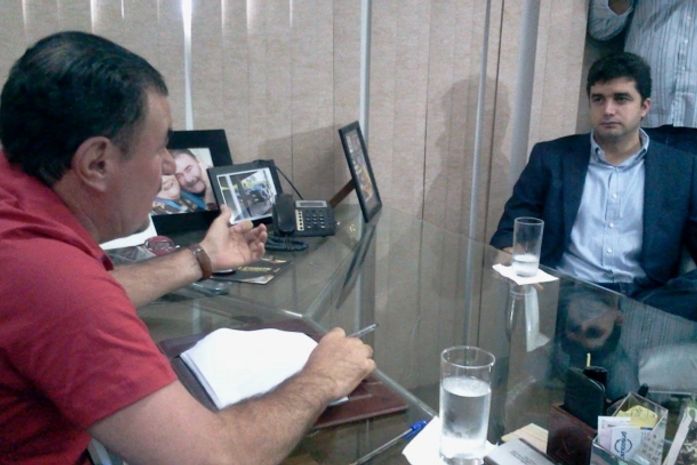 Almeida e Rui estiveram reunidos para iniciar transição de governos